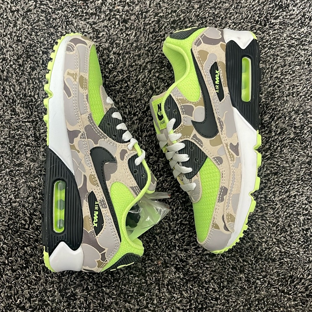 Nike Air Max 90 Size 5 Green Camo